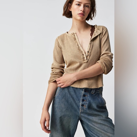 Free People One Colt Thermal - Picture 8 of 8